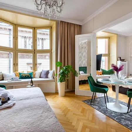 Feniks Fragola Main Square Apartment Krakow