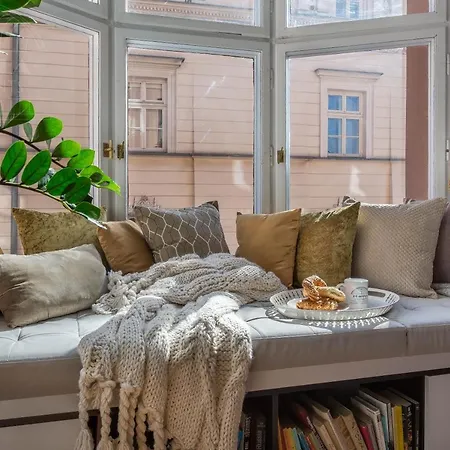 Feniks Fragola Main Square Apartment *
