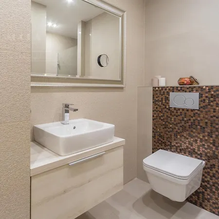 Feniks Main Square By Fragola Collection Apartment