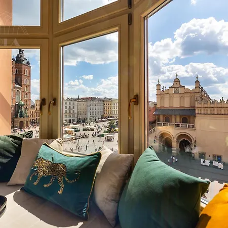 Apartmán Feniks Main Square By Fragola Collection *