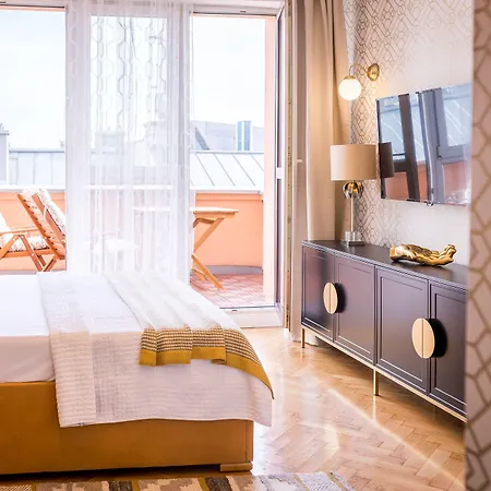 Feniks Fragola קרקוב