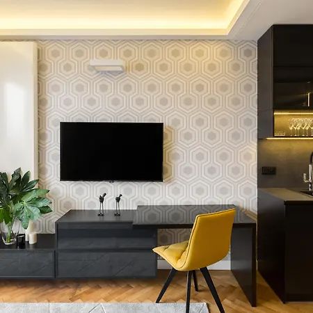 Apartment Feniks Main Square By Fragola Collection *