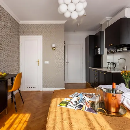 Apartman Feniks Main Square By Fragola Collection