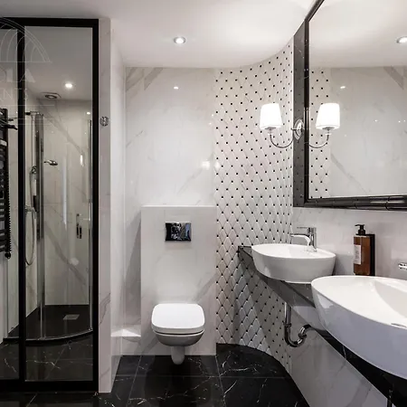 Appartement Feniks Main Square By Fragola Collection