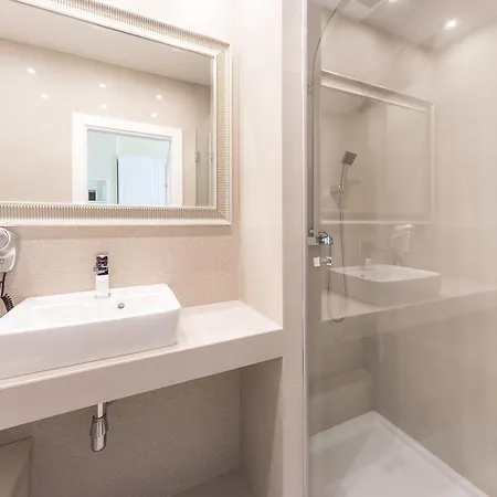 Apartment Feniks Fragola Main Square Krakow