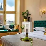 Apartment Feniks Fragola Krakow