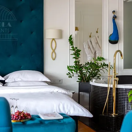 Feniks Main Square By Fragola Collection * Cracóvia